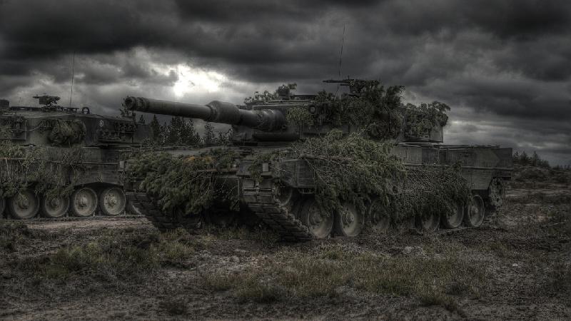 Фото - Звуки выстрелов танка